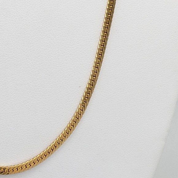 Monet Signed Gold Tone Herringbone Chain Necklace Single Strand 24 in Vintage - Picture 3 of 6